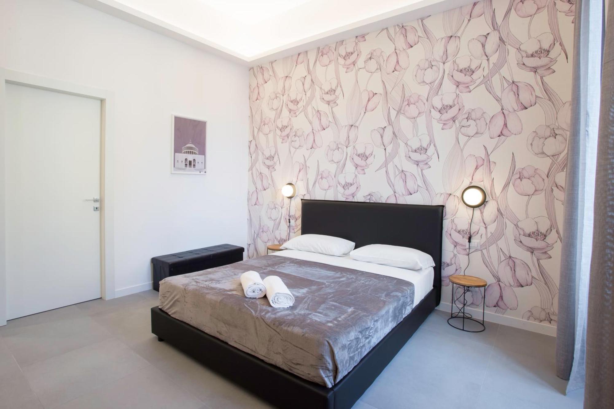 Re Di Luxury * Rome
